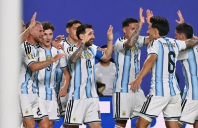 Argentina vs. Inglaterra por la semifinal del Mundial 2026: horario, TV y posibles formaciones