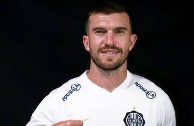 El Olimpia de Paraguay presentó oficialmente al jugador viral Tim Payne