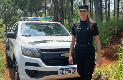 Gluger Simóni asumió como la jefa más joven de la Comisaría de la Mujer de Bernardo de Irigoyen