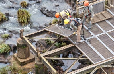 Cerraron la pasarela de la Garganta del Diablo por riesgo de una crecida extraordinaria del río Iguazú
