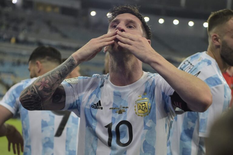 Bombazo mundial: Messi anunció que se retira de la Selección Argentina