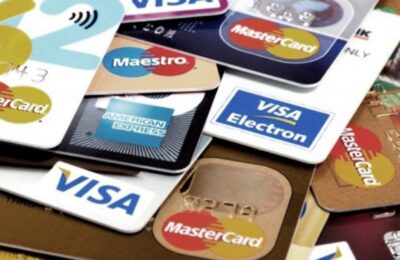 Misiones asistirá a empleados públicos sobreendeudados y limitará las tasas de créditos con descuento