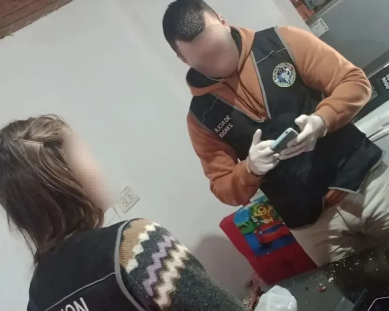 Tras nueve días prófugo, se entregó el excomisario investigado por presuntos abusos sexuales