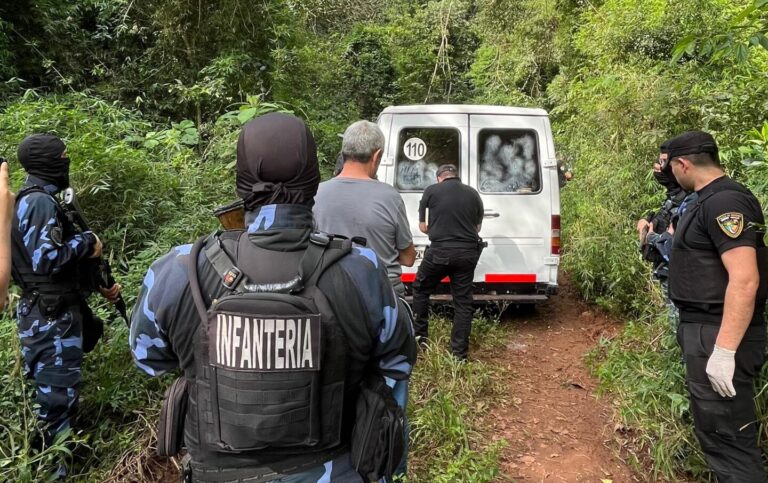 Secuestraron marihuana por más de $4.391 millones y buscan a dos sospechosos en General Urquiza
