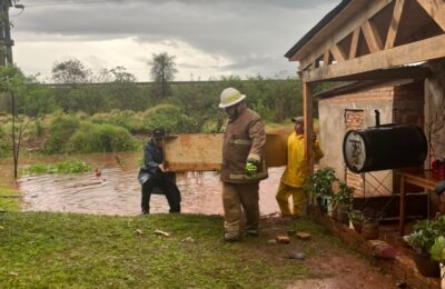 Siete personas fueron evacuadas preventivamente por el desborde del arroyo Viera en Campo Viera