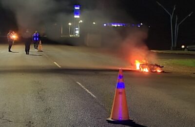 Una motocicleta se incendió mientras circulaba por una avenida de San Javier