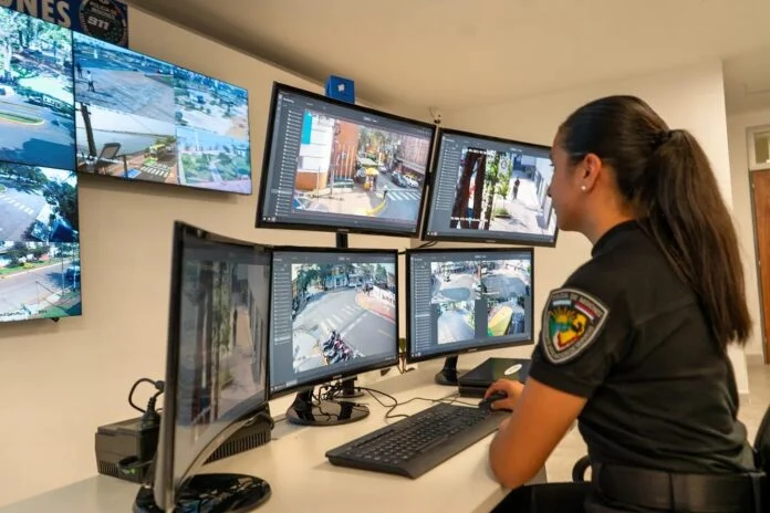 Modernizarán el 911 de Eldorado y ampliarán la red de cámaras de videovigilancia