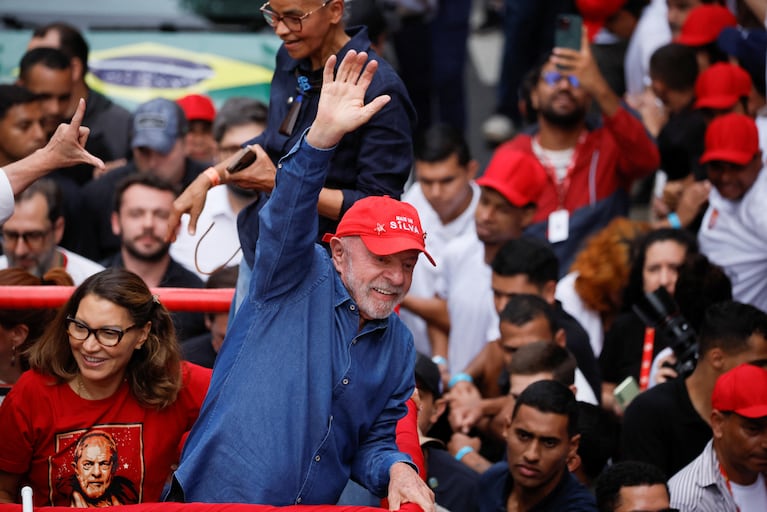 Lula ganó en Brasil con el 51,77%: obtuvo más de 64 millones de votos y tendrá un cuarto mandato