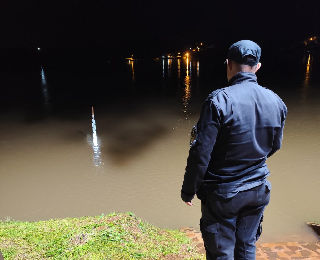 Alertas por lluvias y ríos en ascenso: monitorean el Paraná y el Iguazú en Misiones